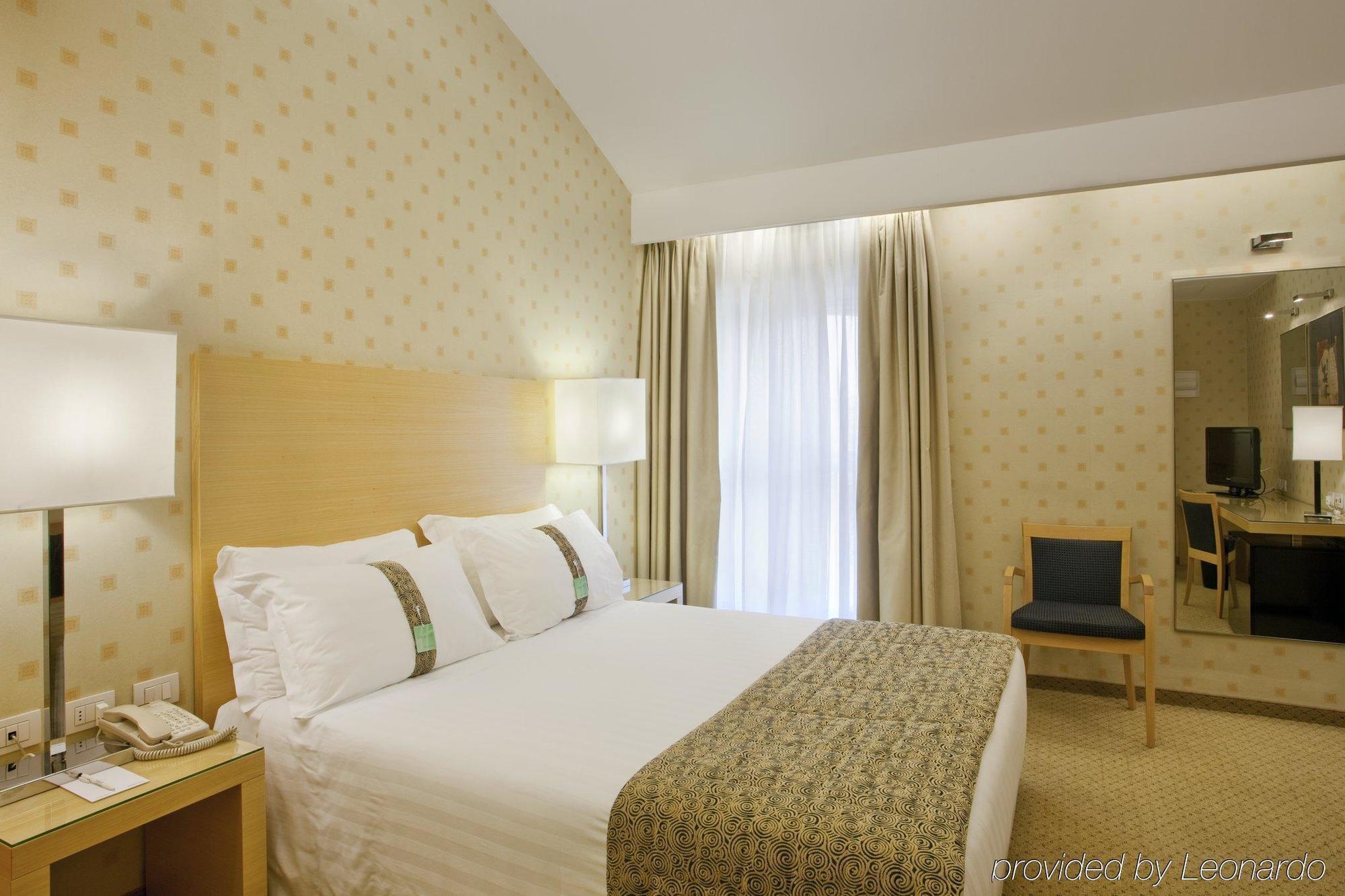 Holiday Inn Milan Garibaldi Station, An Ihg Hotel Room photo
